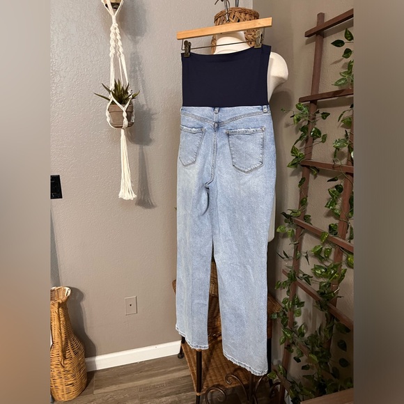 ▪️Pinkblush Light Blue Straight Leg Distressed Split Hem Maternity Jeans - Picture 11 of 12